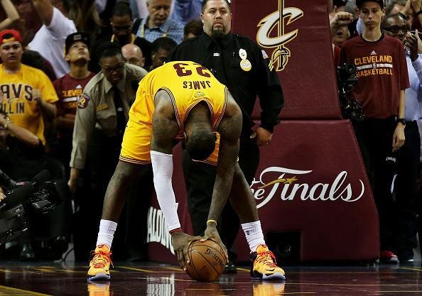 Fotos do terceiro jogo da final da NBA, vencido pelo Cleveland Cavaliers