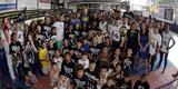 Astros do UFC 190 se encaram no Complexo do Alemo e participam de aula com o projeto social Faixa Preta de Jesus 
