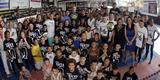 Astros do UFC 190 se encaram no Complexo do Alemo e participam de aula com o projeto social Faixa Preta de Jesus 