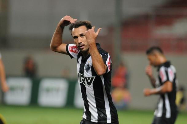 Atltico e Santos fizeram um jogo de muitos gols no Estdio Independncia