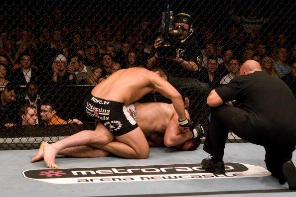 Werdum se reabilitou em janeiro de 2008, quando nocauteou o compatriota Gabriel Napo no segundo round