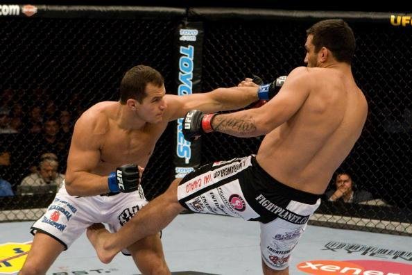 A ltima luta da primeira fase de Werdum no UFC foi contra Junior Cigano. O gacho foi nocauteado rapidamente e deixou o Ultimate rumo ao Strikeforce
