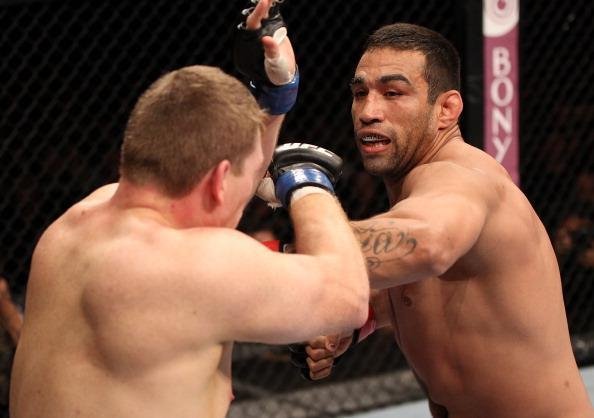 A segunda vitria seguida aconteceu contra Mike Russow, no Mineirinho, em Belo Horizonte. Werdum nocauteou o norte-americano rapidamente no primeiro round