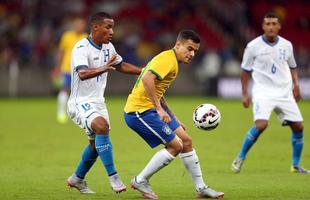 Fotos da vitria magra do Brasil sobre Honduras, por 1 a 0, com gol de Roberto Firmino