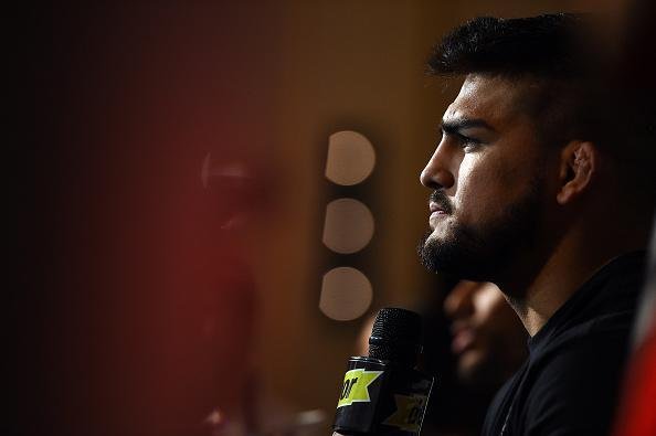 Imagens do Media Day e das encaradas do UFC 188 - Kelvin Gastelum