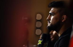 Imagens do Media Day e das encaradas do UFC 188 - Kelvin Gastelum