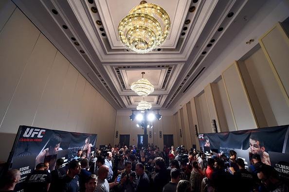 Imagens do Media Day e das encaradas do UFC 188 
