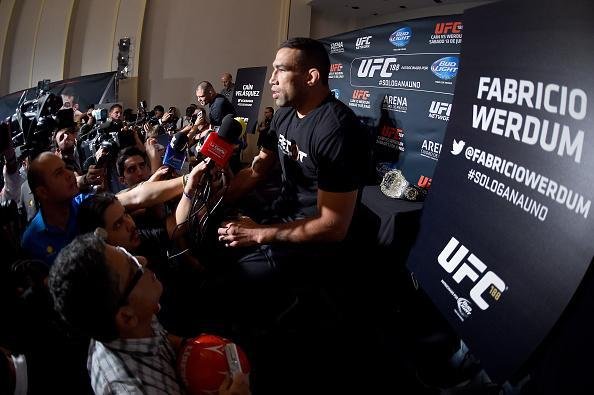 Imagens do Media Day e das encaradas do UFC 188 - Fabrcio Werdum
