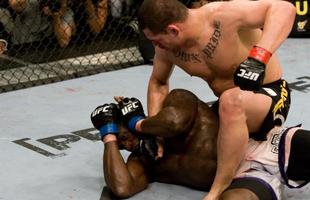 Cain Velasquez enfrentou, na sequncia, o experiente Cheick Kongo e venceu por deciso unnime