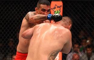 Fotos da vitria arrasadora de Fabrcio Werdum sobre Cain Velasquez