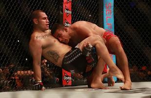 Fotos da vitria arrasadora de Fabrcio Werdum sobre Cain Velasquez