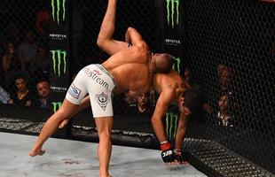 Imagens da grande luta entre Eddie Alvarez e Gilbert Melendez