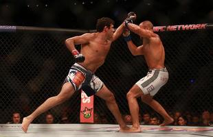 Imagens da grande luta entre Eddie Alvarez e Gilbert Melendez