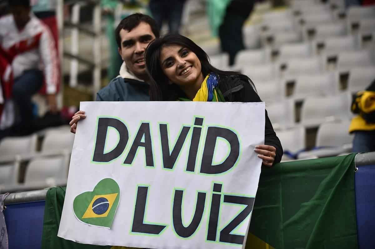 Torcedores do Peru e Brasil fizeram bonita festa no Chile para a estreia das selees na Copa Amrica
