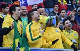 Torcedores do Peru e Brasil fizeram bonita festa no Chile para a estreia das selees na Copa Amrica