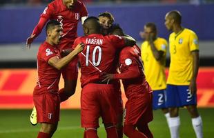 Brasil levou um gol relmpago no incio do jogo, empatou em seguida e conseguiu a virada nos acrscimos