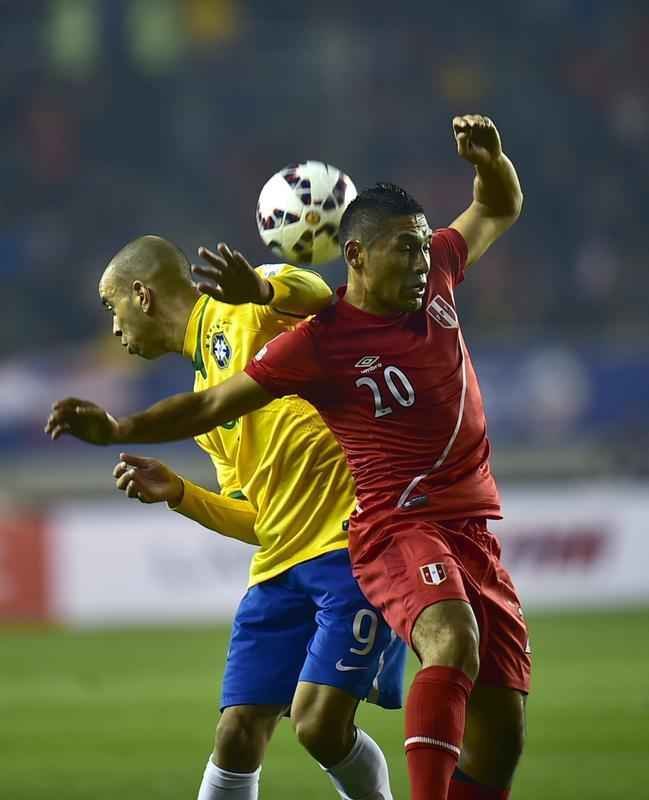 Brasil levou um susto logo no início da partida, conseguiu o empate em seguida, e alcançou a virada nos acréscimos do segundo tempo