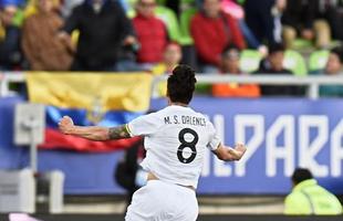Fotos da vitria da Bolvia sobre o Equador por 3 a 2, em jogo vlido pelo Grupo A da Copa Amrica