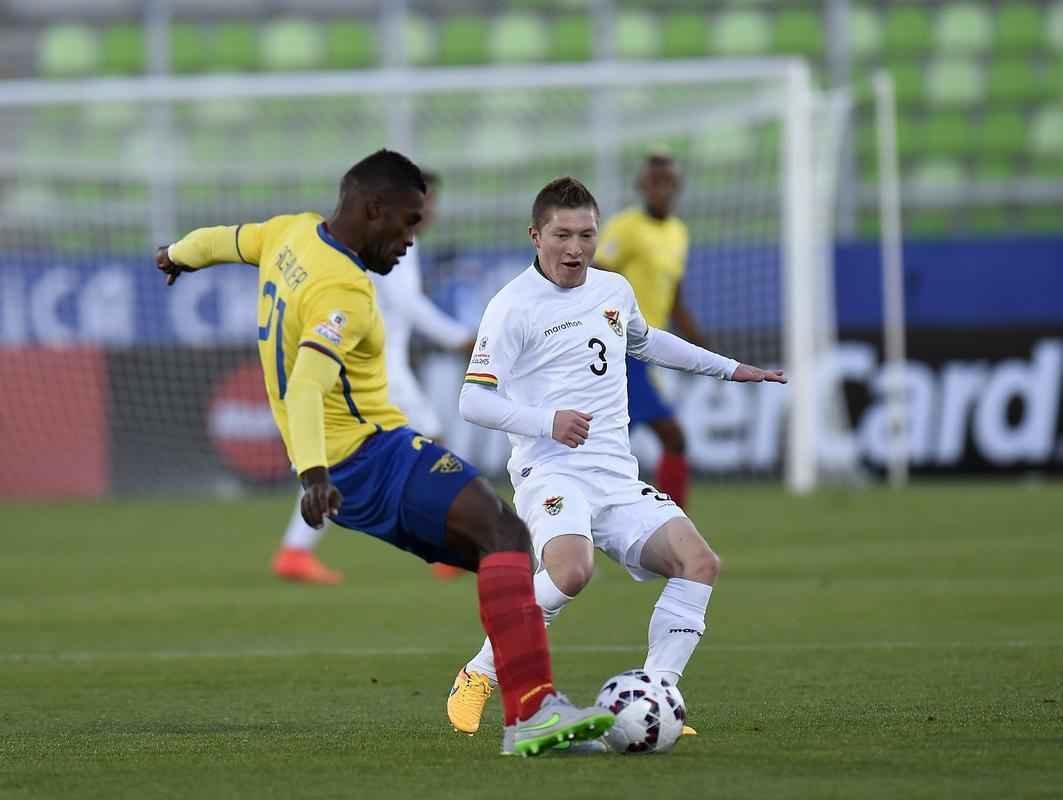 Fotos da vitria da Bolvia sobre o Equador por 3 a 2, em jogo vlido pelo Grupo A da Copa Amrica