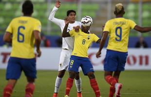 Fotos da vitria da Bolvia sobre o Equador por 3 a 2, em jogo vlido pelo Grupo A da Copa Amrica