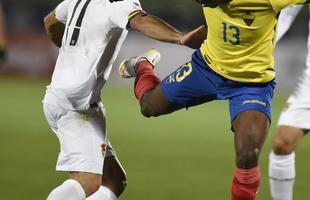 Fotos da vitria da Bolvia sobre o Equador por 3 a 2, em jogo vlido pelo Grupo A da Copa Amrica