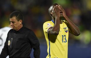 Fotos da vitria da Bolvia sobre o Equador por 3 a 2, em jogo vlido pelo Grupo A da Copa Amrica