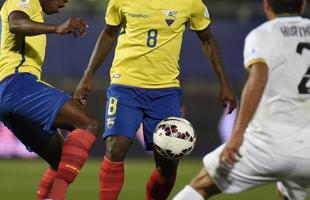 Fotos da vitria da Bolvia sobre o Equador por 3 a 2, em jogo vlido pelo Grupo A da Copa Amrica