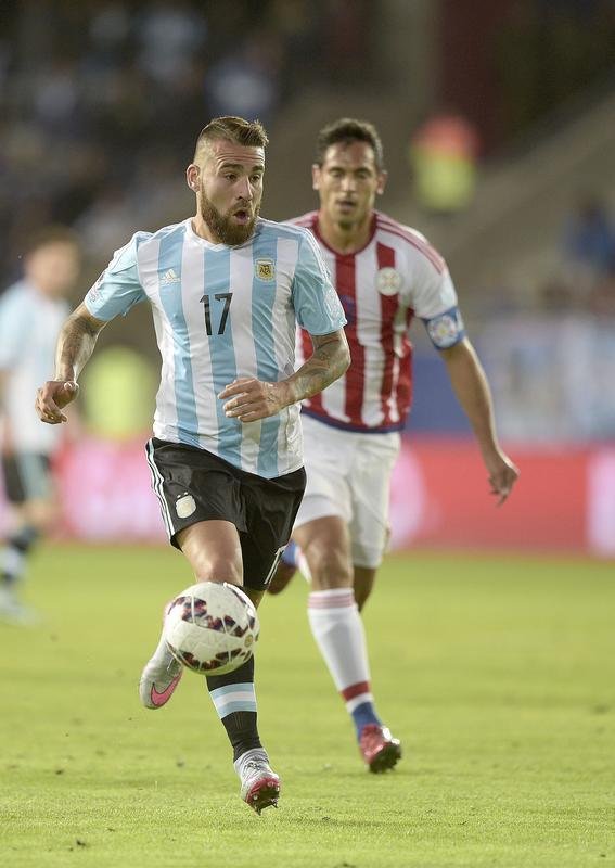 De passagem curta pelo Atltico, Otamendi conquistou rapidamente o respeito dos torcedores. O tcnico Levir Culpi chegou a dizer que foi um dos melhores zagueiros que viu nos ltimos anos. Ele no continuou no Galo porque estava vendido ao Valencia, e passou pelo futebol mineiro durante a transio da sada de Portugal (Porto) para jogar na Espanha. O defensor  titular da Seleo Argentina na Copa Amrica.