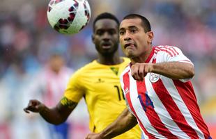 Fotos da vitria do Paraguai sobre a Jamaica por 1 a 0, em jogo vlido pelo Grupo B