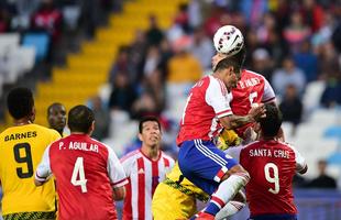 Fotos da vitria do Paraguai sobre a Jamaica por 1 a 0, em jogo vlido pelo Grupo B