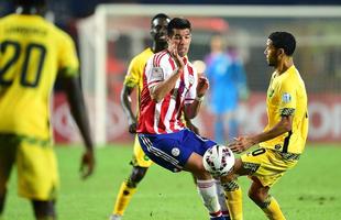 Fotos da vitria do Paraguai sobre a Jamaica por 1 a 0, em jogo vlido pelo Grupo B