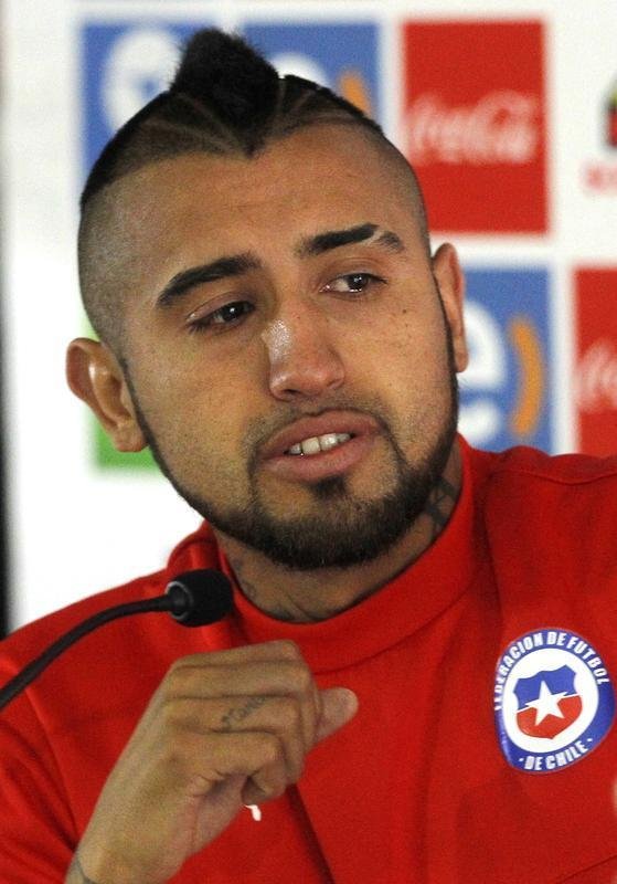 Arturo Vidal concedeu entrevista, mostrou arrependimento e pediu desculpas ao povo chileno
