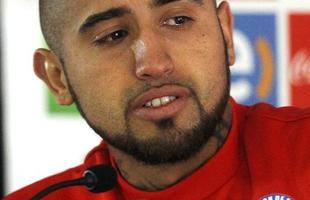 Arturo Vidal concedeu entrevista, mostrou arrependimento e pediu desculpas ao povo chileno