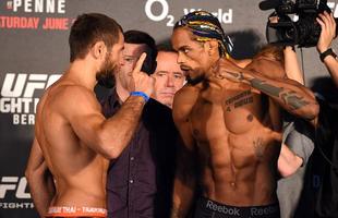 Pesagem do UFC Fight Night 69 em Berlim - Mairbek Taisumov e Allan Nuguette