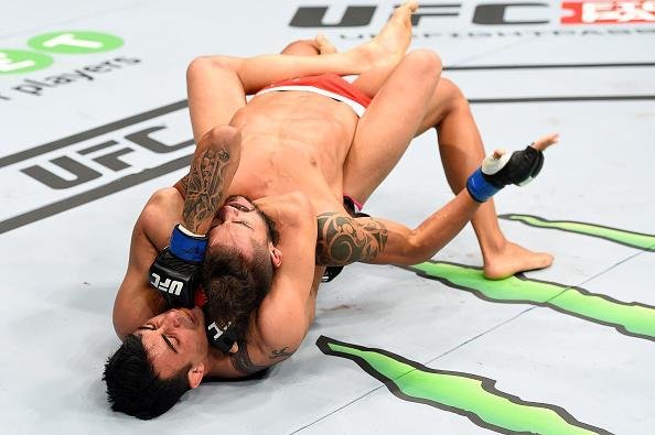 Makwan Amirkhani venceu Masio Fullen por finalizao no primeiro round