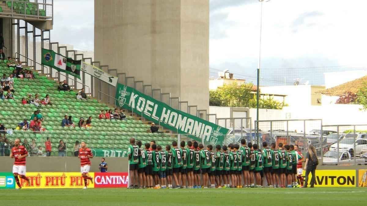 Com a promoo estabelecida pela diretoria americana, muitas crianas compareceram no Estdio Independncia