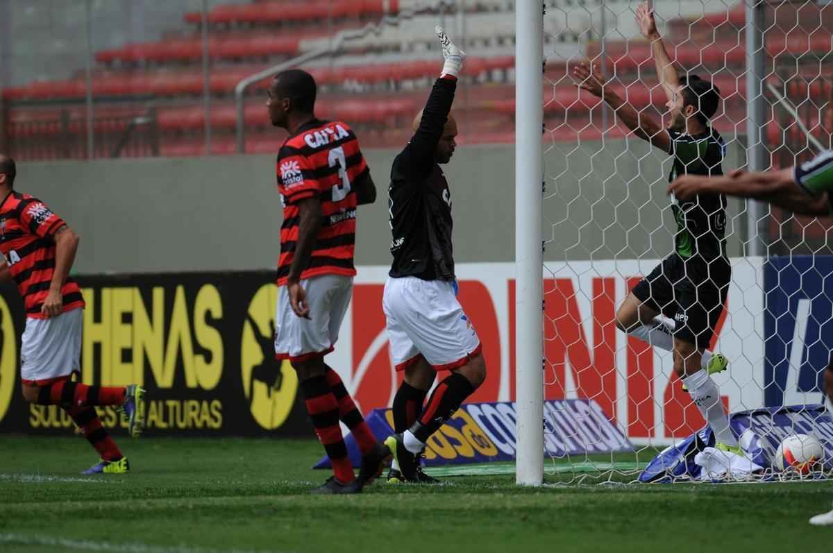 Fotos de Amrica x Atltico-GO, no Independncia, pela oitava rodada da Srie B (crdito: Gladyston Rodrigues/EM/D.A Press)