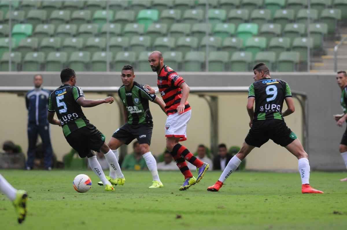 Fotos de Amrica x Atltico-GO, no Independncia, pela oitava rodada da Srie B (crdito: Gladyston Rodrigues/EM/D.A Press)