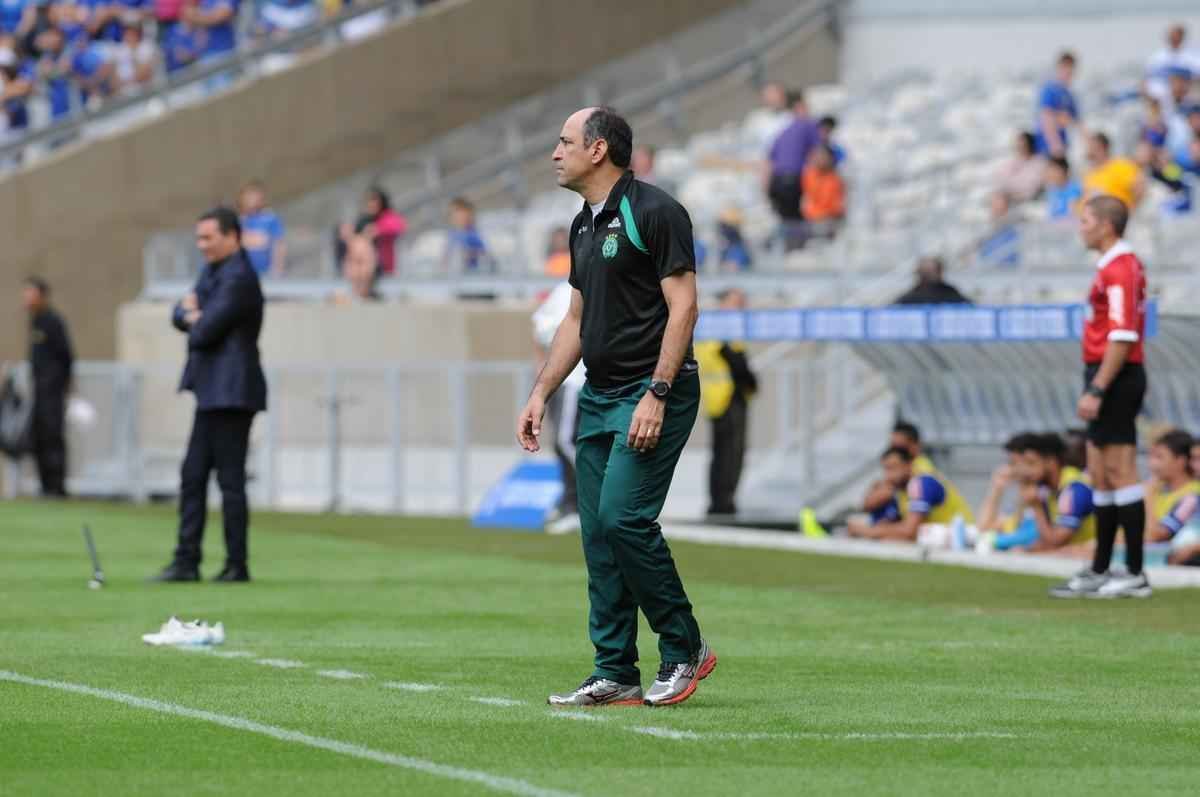 Imagens do jogo entre Cruzeiro e Chapecoense, no Mineiro, pela 8 rodada do Brasileiro