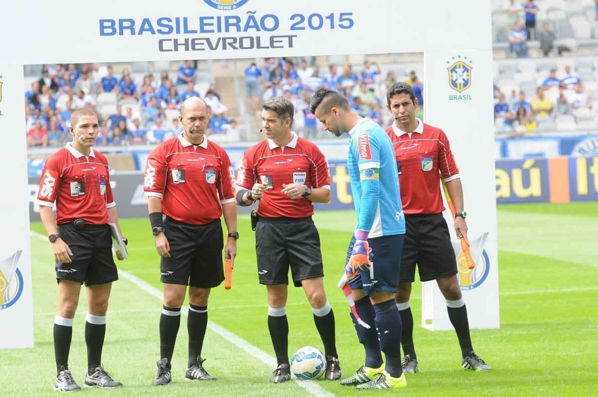 Imagens do jogo entre Cruzeiro e Chapecoense, no Mineiro, pela 8 rodada do Brasileiro