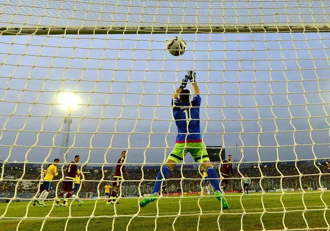 Brasil e Venezuela jogaram pelo Grupo C da Copa Amrica para definir os ltimos classificados para as quartas-de-final da competio