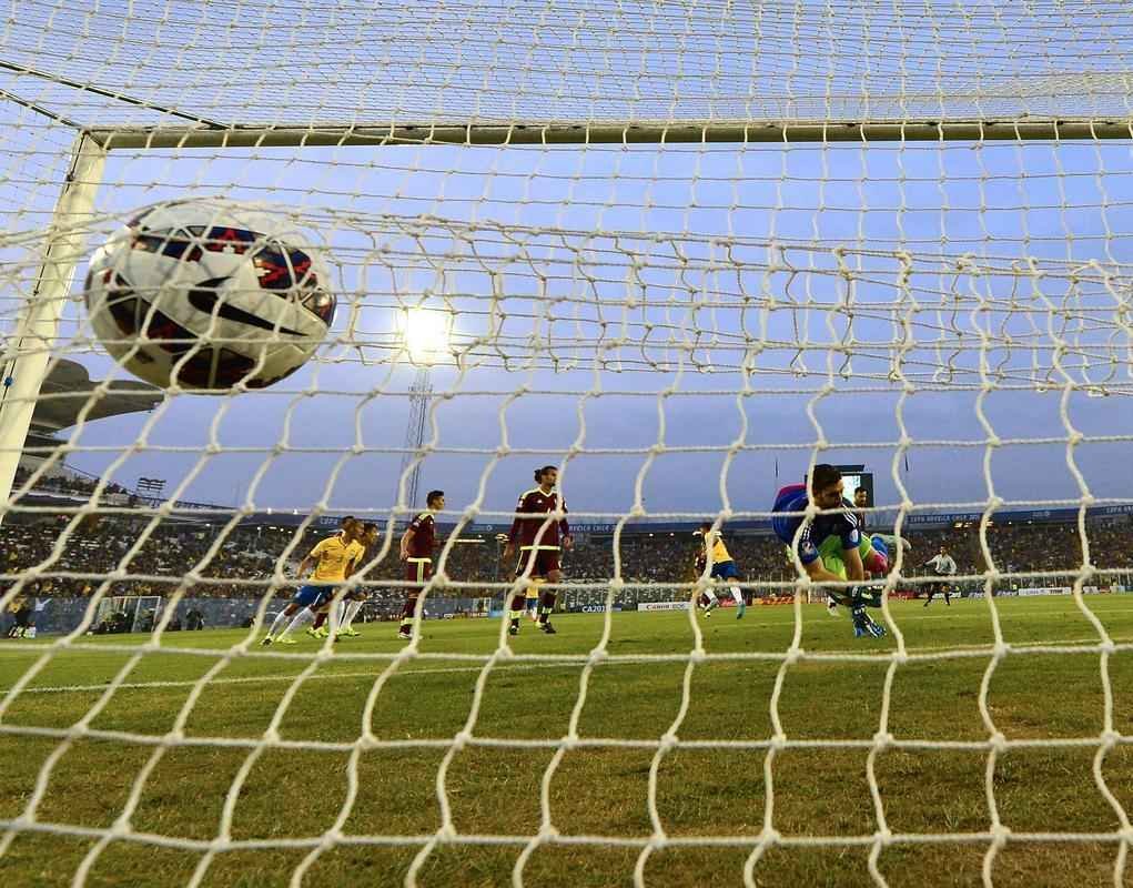 Brasil e Venezuela jogaram pelo Grupo C da Copa Amrica para definir os ltimos classificados para as quartas-de-final da competio