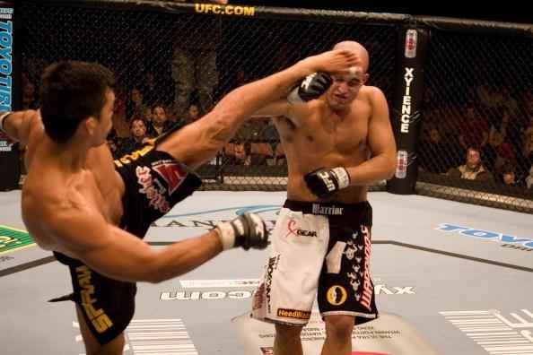 Lyoto Machida estreou no UFC em fevereiro de 2007 e venceu Sam Hoger por deciso unnime
