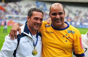 Despedida de Alex contou com os dolos de 2003 e de outras pocas do Cruzeiro