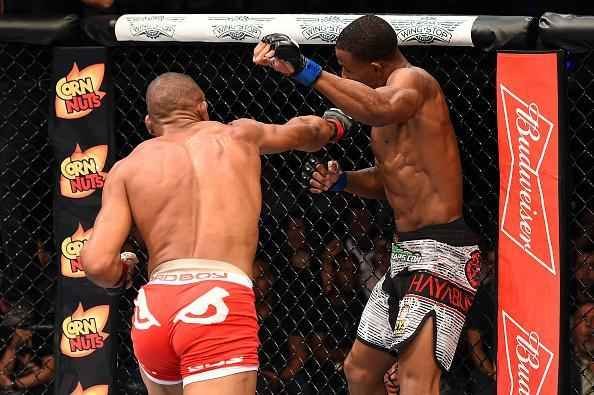 Imagens do card preliminar do UFC Fight Night 70 em Hollywood