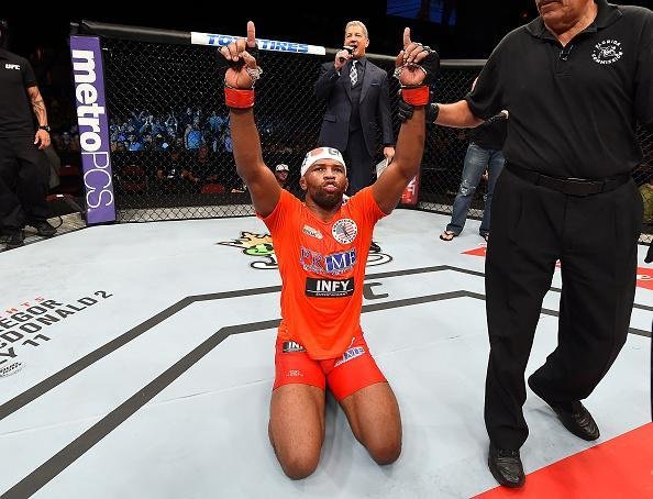 Imagens do card preliminar do UFC Fight Night 70 em Hollywood