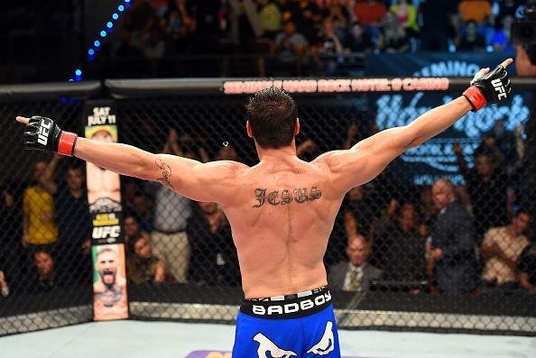 Imagens do card principal do UFC Fight Night 70, em Hollywood