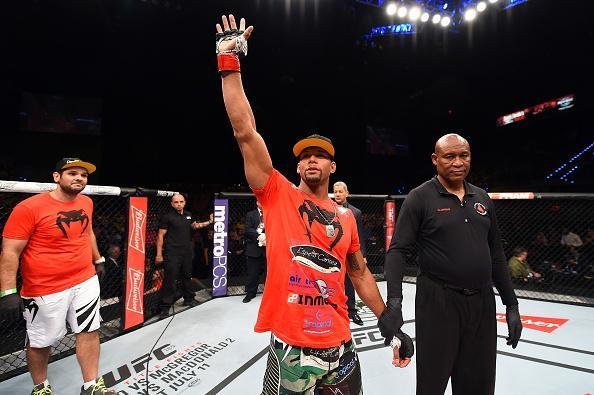 Imagens do card principal do UFC Fight Night 70, em Hollywood