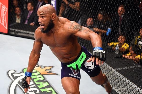 Imagens da vitria de Yoel Romero sobre Lyoto Machida no UFC em Hollywood