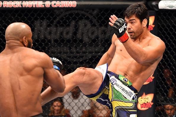 Imagens da vitria de Yoel Romero sobre Lyoto Machida no UFC em Hollywood